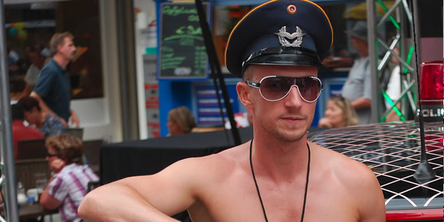 gay areas frankfurt gay old mature tubes